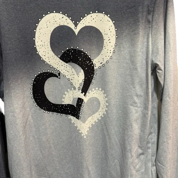 Grey Ombre Long Sleeve T-shirt Triple Heart Graphic - Size M - NWOT - Picture 2 of 5